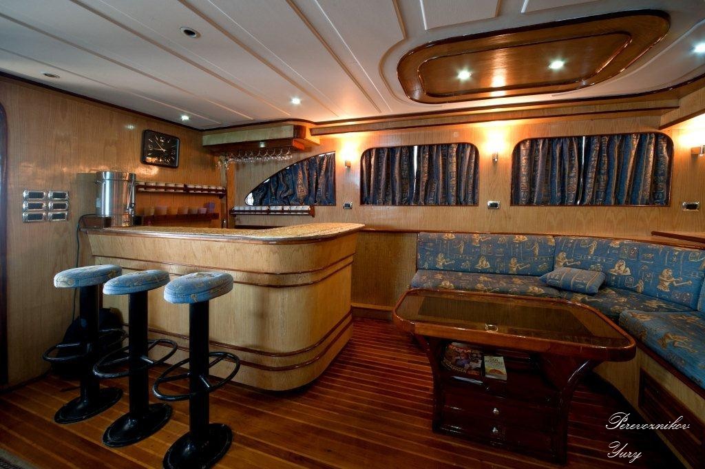 M/Y C. Sound III