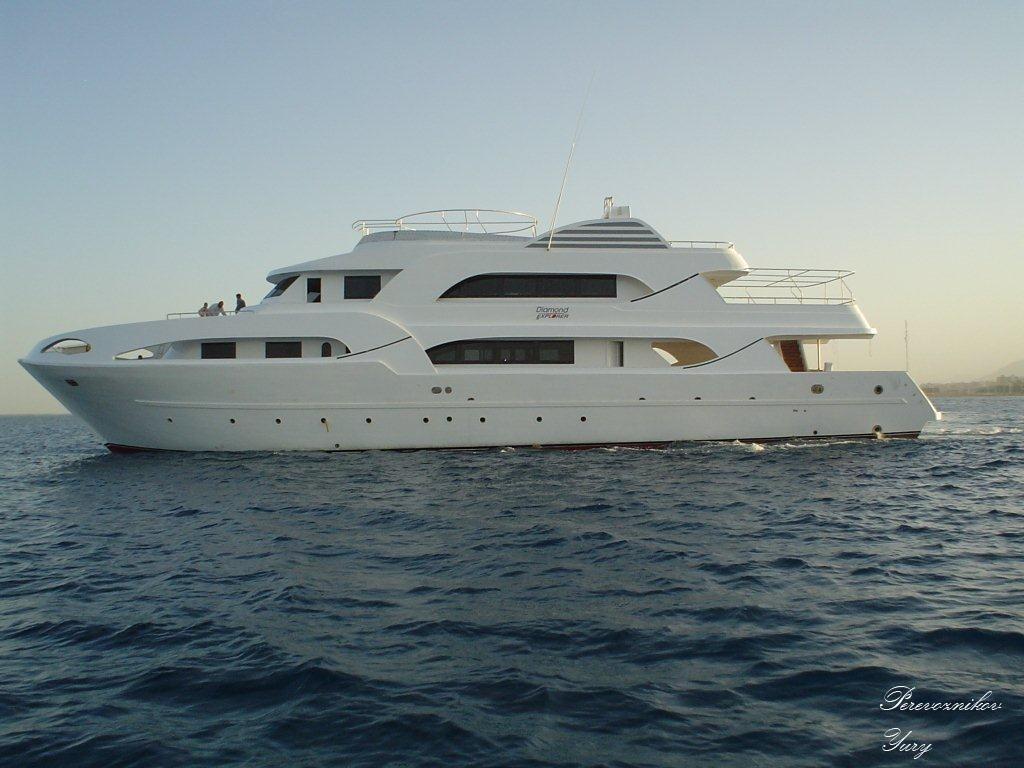 M/Y C. Sound Explorer