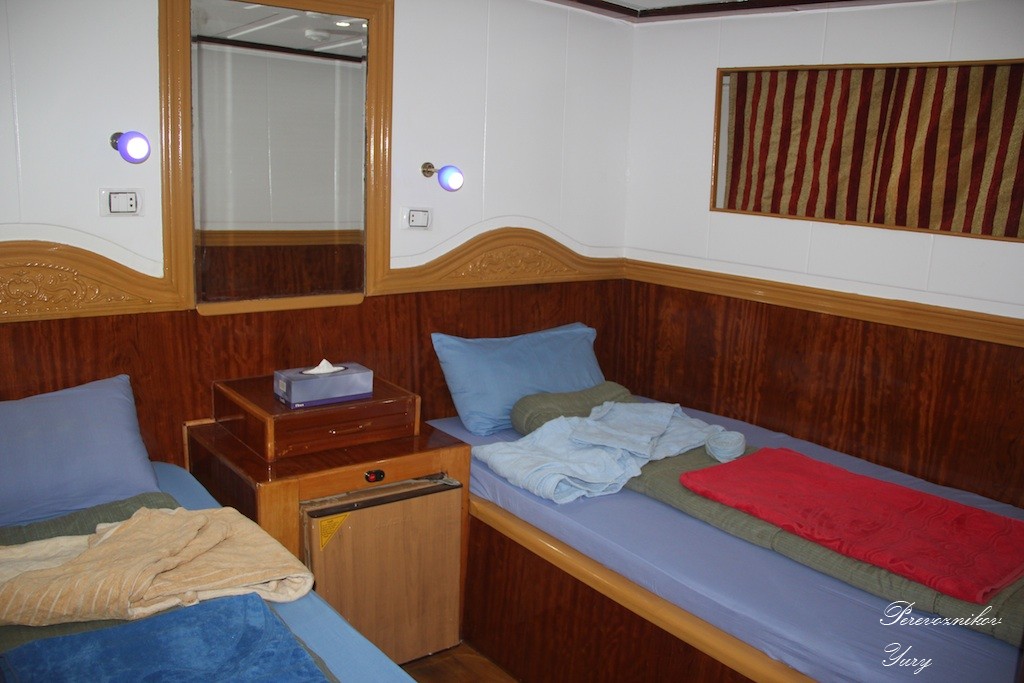 M/Y C. Sound Explorer