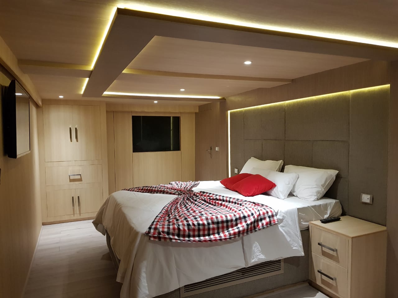 M/Y Captain Sparrow