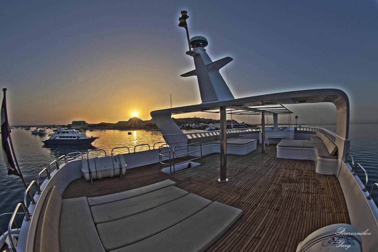 M/Y Galaxy